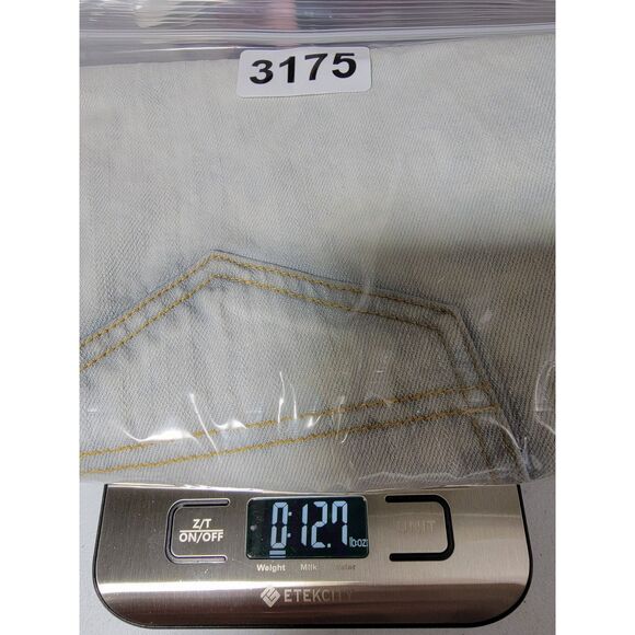 Arizona Jeans Light Blue Distressed Denim Jean Shorts - 29 - Picture 6 of 6